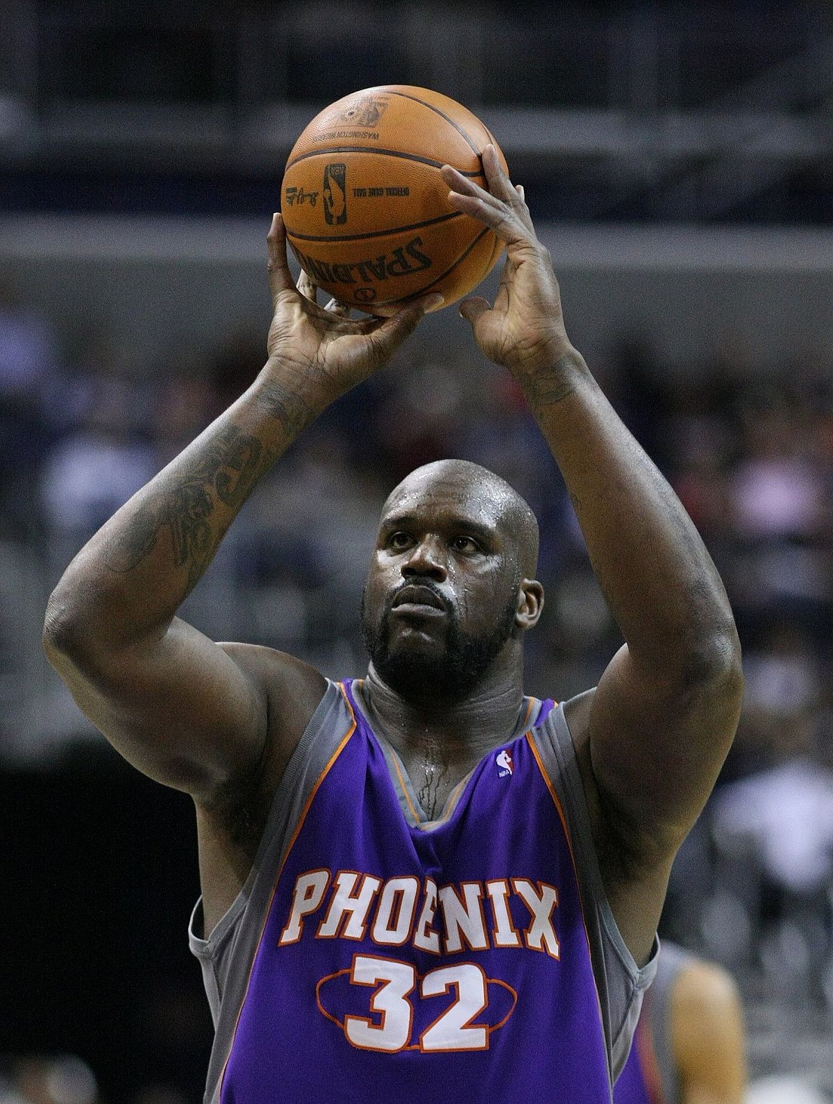 1200px-Shaq_free_throw